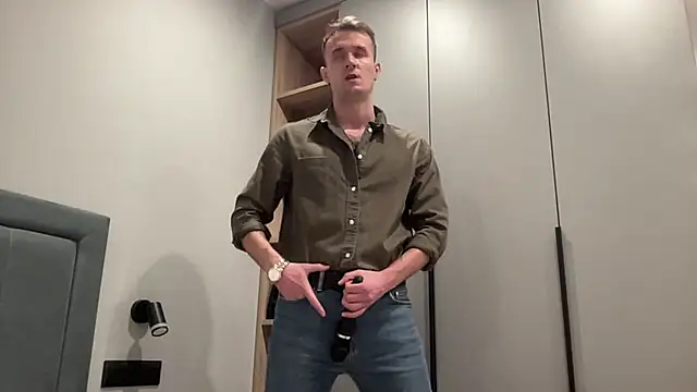 Snapshot of cute_mark chatting on October 26, 2025, 6:03 pm cute mark online show from October 26, 2025, 6:03 pm