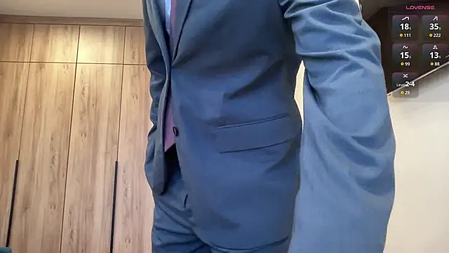 Snapshot of cute_mark chatting on February 14, 2026, 5:59 am cute mark online show from February 14, 2026, 5:59 am