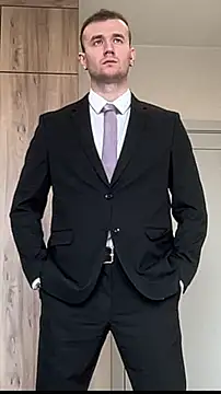 Snapshot of cute_mark chatting on March 8, 2026, 7:01 am cute mark online show from March 8, 2026, 7:01 am