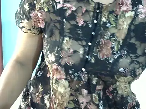 Snapshot of Nehasingh2024 chatting on October 15, 2025, 10:48 am Nehasingh2024 online show from October 15, 2025, 10:48 am