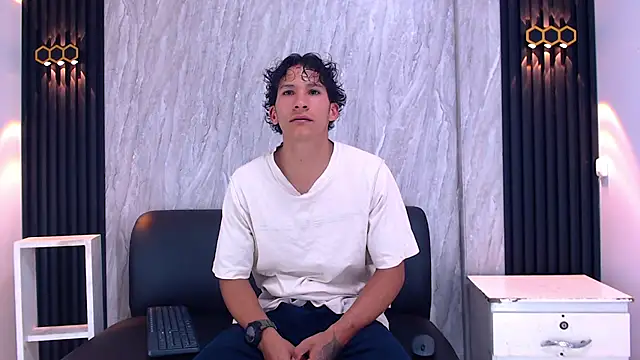JustinSoler online show from September 30, 2025, 9:53 pm