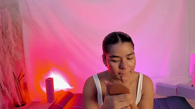 HayamiKioto online show from September 16, 2025, 12:50 pm