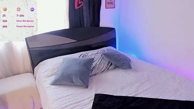 anhiahoney02 online show from March 12, 2026, 4:46 pm