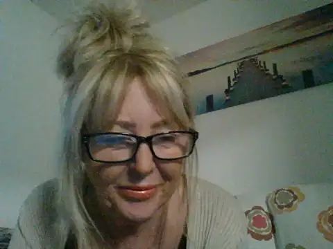 Miss-Cx online show from December 25, 2024, 9:11 pm