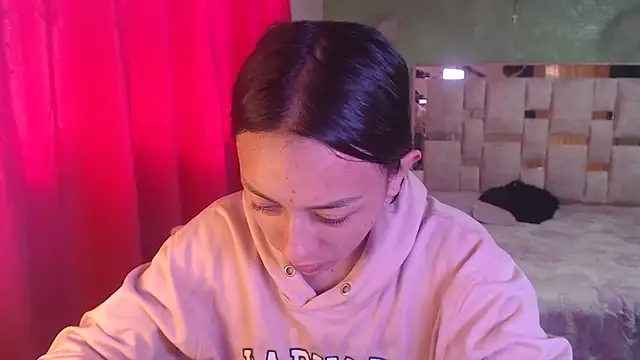 Little aphrodite online show from November 29, 2025, 9:40 pm