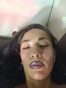 chloewildd  online show from July 26, 2026, 3:25 am