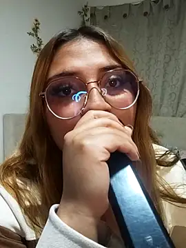 julieta baron online show from September 23, 2025, 11:30 pm