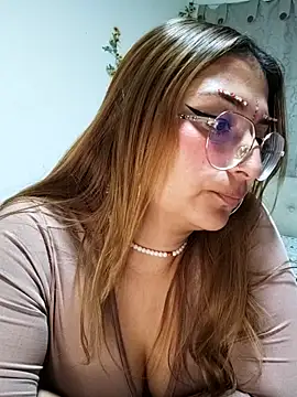 julieta baron online show from September 29, 2025, 8:24 pm