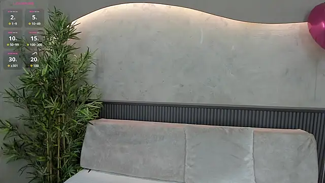 Naomi Dasilva online show from February 15, 2025, 7:17 pm