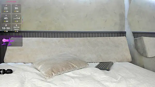 Naomi Dasilva online show from February 19, 2025, 1:29 am