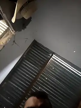 SpeedingLarousse online show from September 14, 2025, 6:18 pm