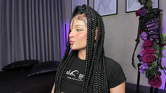 Snapshot of Morgan_Hilll_ chatting on October 5, 2025, 12:25 pm Morgan Hilll online show from October 5, 2025, 12:25 pm