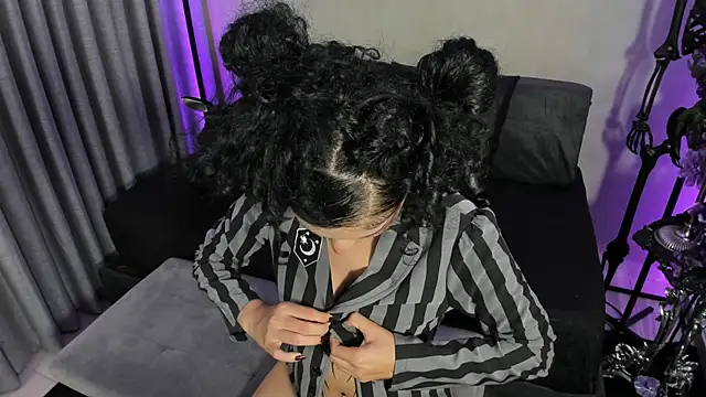 Snapshot of Morgan_Hilll_ chatting on October 12, 2025, 1:10 pm Morgan Hilll online show from October 12, 2025, 1:10 pm