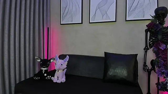 Snapshot of Morgan_Hilll_ chatting on October 19, 2025, 11:55 am Morgan Hilll online show from October 19, 2025, 11:55 am