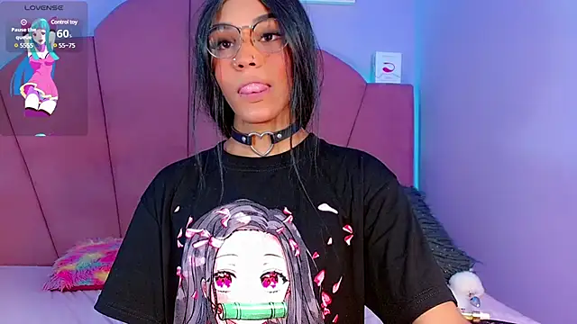 ValentinaMarinn online show from December 5, 2024, 8:22 pm