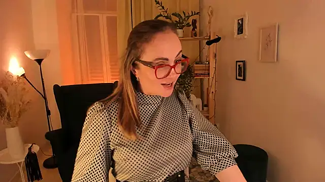 Snapshot of AdelaideRosabel chatting on March 10, 2025, 1:12 am AdelaideRosabel online show from March 10, 2025, 1:12 am