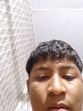 Snapshot of Tu_papi_69_ chatting on October 16, 2025, 11:50 pm Tu papi 69  online show from October 16, 2025, 11:50 pm