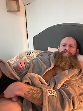 Snapshot of Ice_mannHH chatting on January 22, 2025, 10:59 pm Ice mannHH online show from January 22, 2025, 10:59 pm