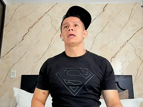 Snapshot of austin_BoyJRG chatting on October 8, 2025, 9:12 pm austin BoyJRG online show from October 8, 2025, 9:12 pm