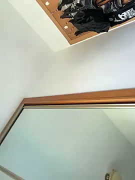 Snapshot of AlaskaLover chatting on March 31, 2026, 8:04 am AlaskaLover online show from March 31, 2026, 8:04 am