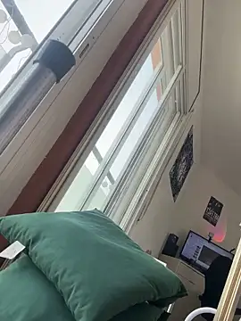 Snapshot of AlaskaLover chatting on April 9, 2026, 8:42 am AlaskaLover online show from April 9, 2026, 8:42 am