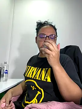 angela angels  online show from October 17, 2025, 1:42 am