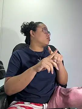 angela angels  online show from October 24, 2025, 2:41 am