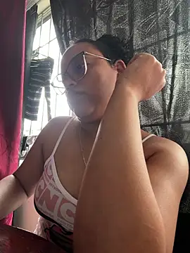 angela angels  online show from June 7, 2026, 4:11 pm