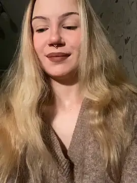 AnnAbbey online show from January 17, 2025, 1:24 pm