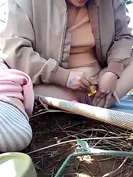 Snapshot of Betty20zx chatting on December 29, 2024, 6:14 am Betty20zx online show from December 29, 2024, 6:14 am