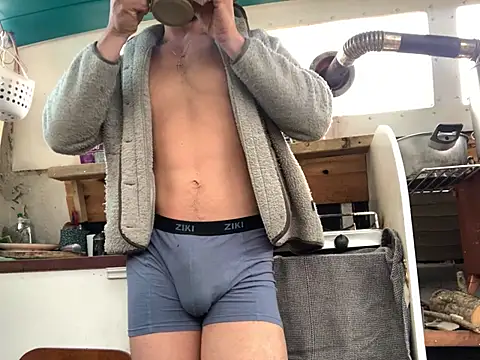 Pepitto-Bambino online show from March 27, 2026, 8:26 am