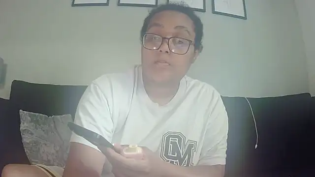 vanilla chocolate23 online show from July 2, 2026, 8:09 am