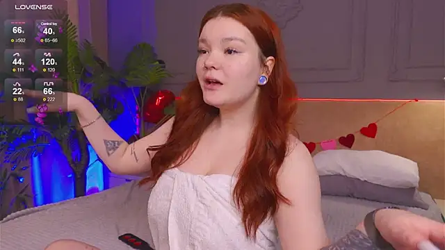 Snapshot of EnnySunrise chatting on February 10, 2025, 1:55 pm EnnySunrise online show from February 10, 2025, 1:55 pm