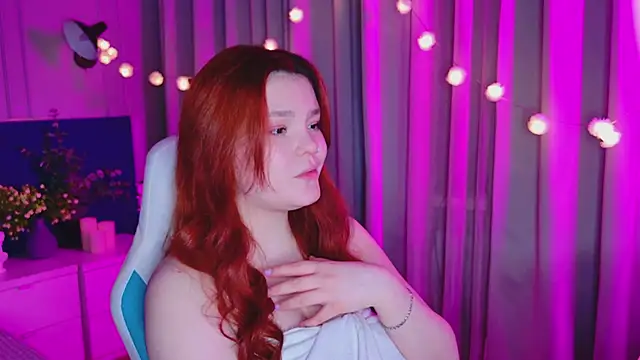 Snapshot of EnnySunrise chatting on March 13, 2025, 7:06 pm EnnySunrise online show from March 13, 2025, 7:06 pm