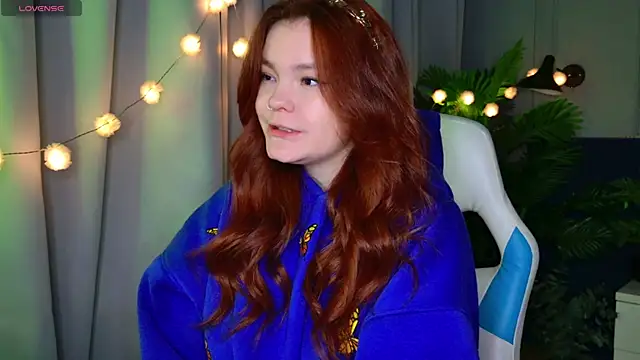 Snapshot of EnnySunrise chatting on October 12, 2025, 6:29 pm EnnySunrise online show from October 12, 2025, 6:29 pm