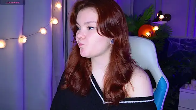 Snapshot of EnnySunrise chatting on October 30, 2025, 7:14 pm EnnySunrise online show from October 30, 2025, 7:14 pm