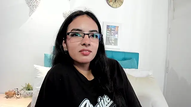 emily figueroa online show from December 10, 2024, 5:00 pm