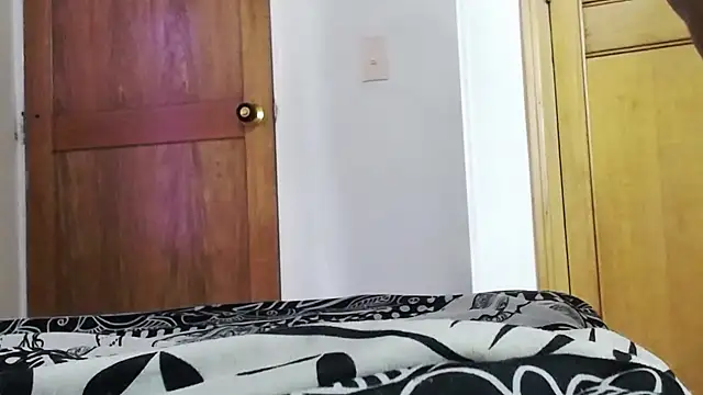 marilynetthan online show from February 24, 2025, 4:36 pm