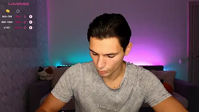 denlover1 online show from October 23, 2025, 6:34 am