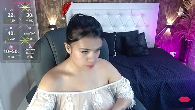 dulce  love69 online show from December 17, 2024, 10:22 pm