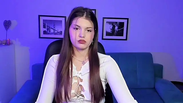 Snapshot of AdeliaKiss chatting on January 14, 2025, 3:04 pm AdeliaKiss online show from January 14, 2025, 3:04 pm