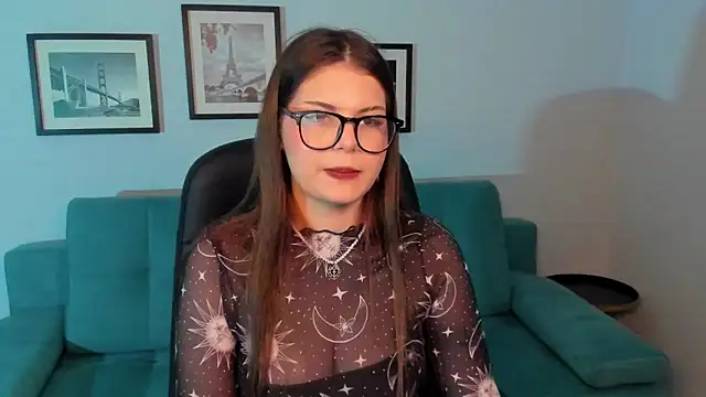 Snapshot of AdeliaKiss chatting on January 27, 2025, 9:22 pm AdeliaKiss online show from January 27, 2025, 9:22 pm