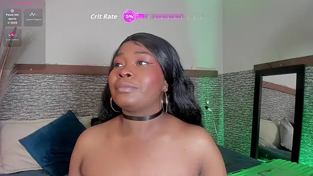 zoe 23  online show from December 15, 2025, 11:03 am