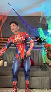 Snapshot of _EUFRATES_ chatting on October 26, 2025, 4:57 pm EUFRATES online show from October 26, 2025, 4:57 pm