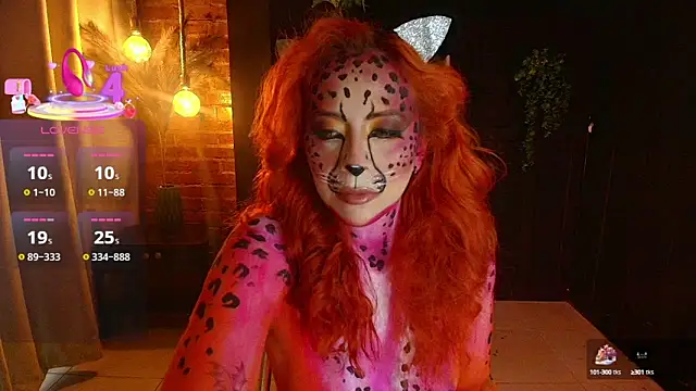 sahra taylor  online show from October 13, 2025, 4:51 pm