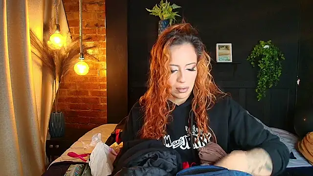 sahra taylor  online show from June 24, 2026, 1:43 pm