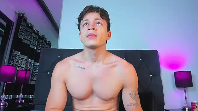 Snapshot of Angel_Cuervo chatting on June 12, 2026, 12:48 pm Angel Cuervo online show from June 12, 2026, 12:48 pm