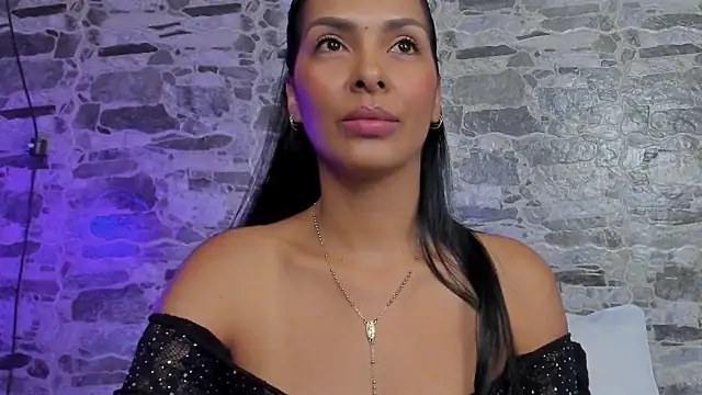 Alyson-a online show from December 9, 2024, 12:30 pm