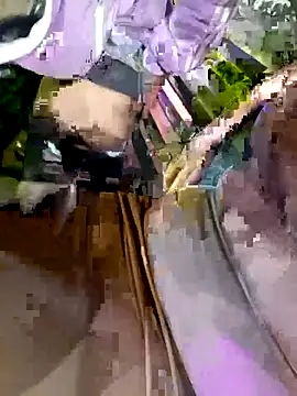 Snapshot of girl_milk1 chatting on October 24, 2025, 1:03 am girl milk1 online show from October 24, 2025, 1:03 am