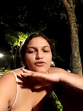 Snapshot of girl_milk1 chatting on October 27, 2025, 11:41 pm girl milk1 online show from October 27, 2025, 11:41 pm